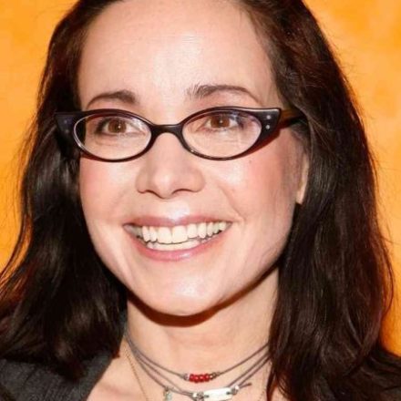 Are the Public Opinions About Janeane Garofalo Plastic Surgery Correct?