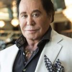 Wayne Newton After Cosmetic Surgery